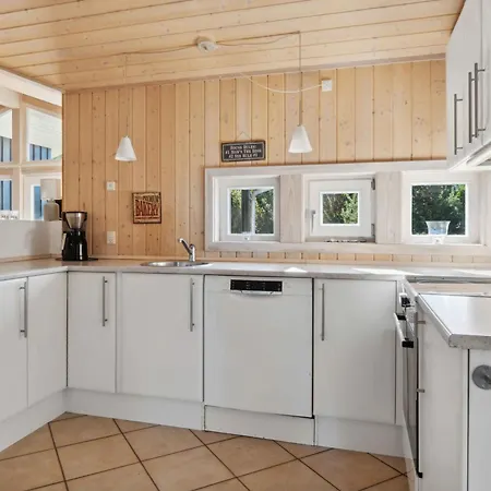 펜션 Excellent With Sauna And 10 Persons Højby