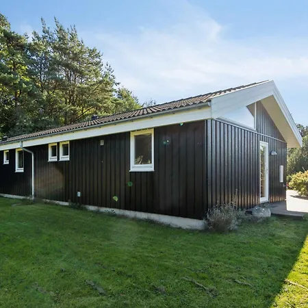 Excellent With Sauna And 10 Persons 펜션