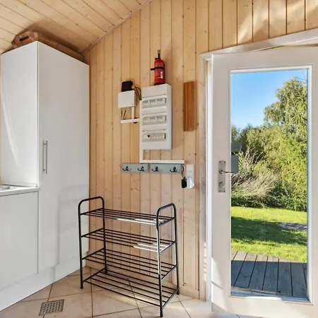 Excellent With Sauna And 10 Persons * Højby