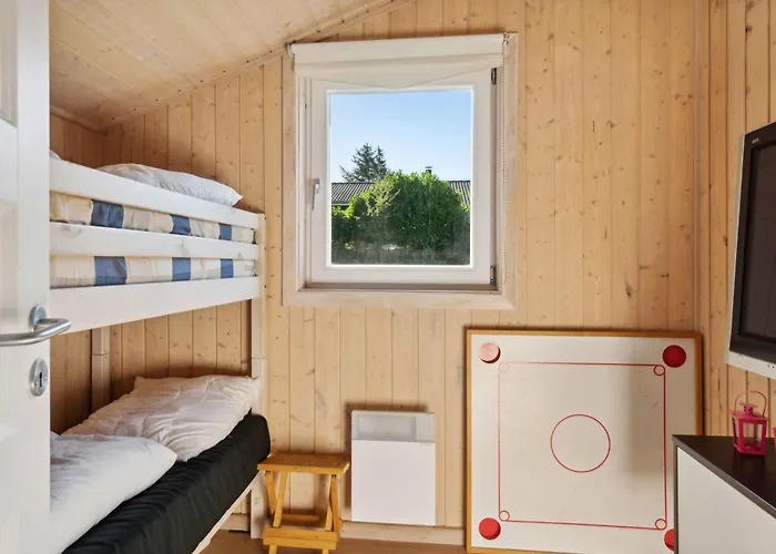 بيت للعطل Excellent With Sauna And 10 Persons Højby