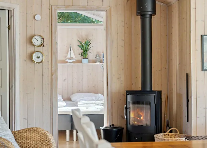 Excellent With Sauna And 10 Persons